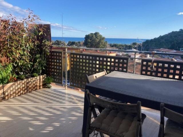 קסטלדפלס Apartamento Con Vistas Al Mar מראה חיצוני תמונה